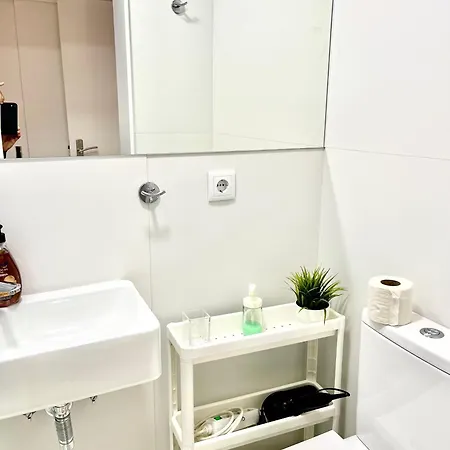 Guia Acacias Апартаменты *