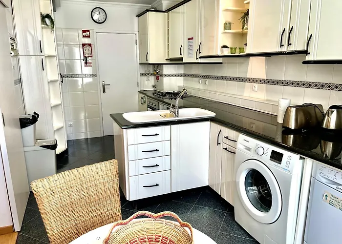 Daire Guia Acacias Cascais